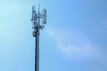 Fibre to the Mast and 5G