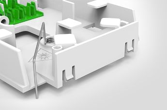 Fire-resistant metal clip