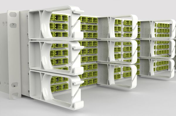Front patchcord management rings
